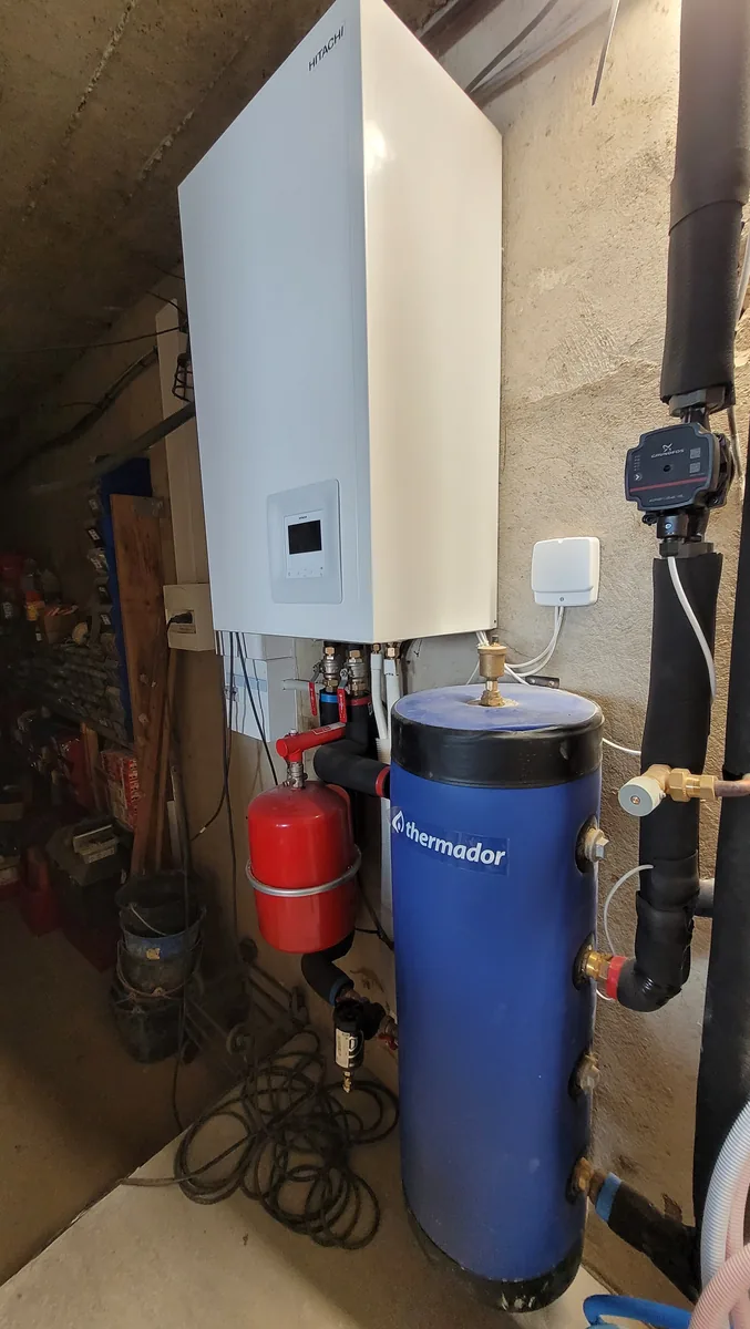 Ballon thermodynamique et adoucisseur d'eau