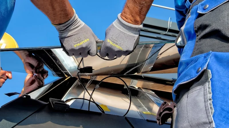 Installation de panneaux solaires